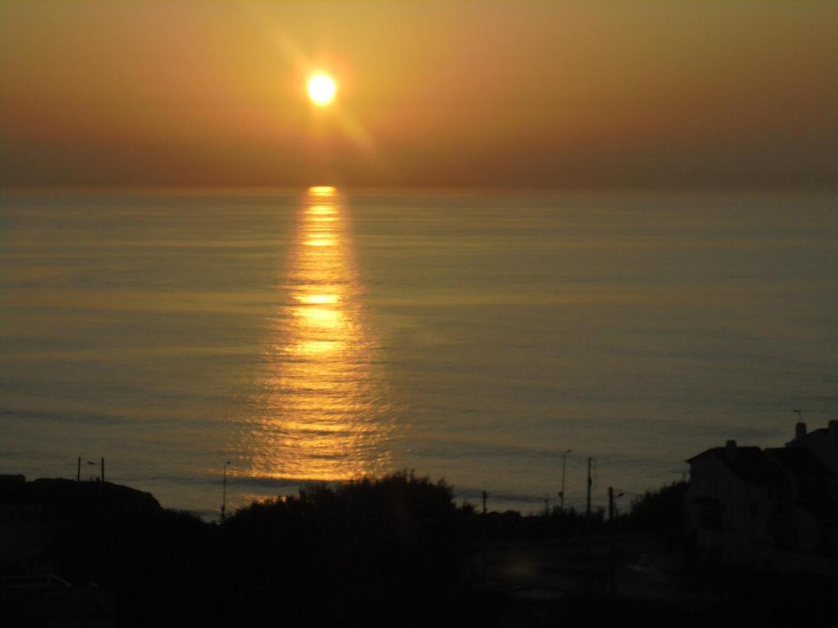 Sunset Apartment *